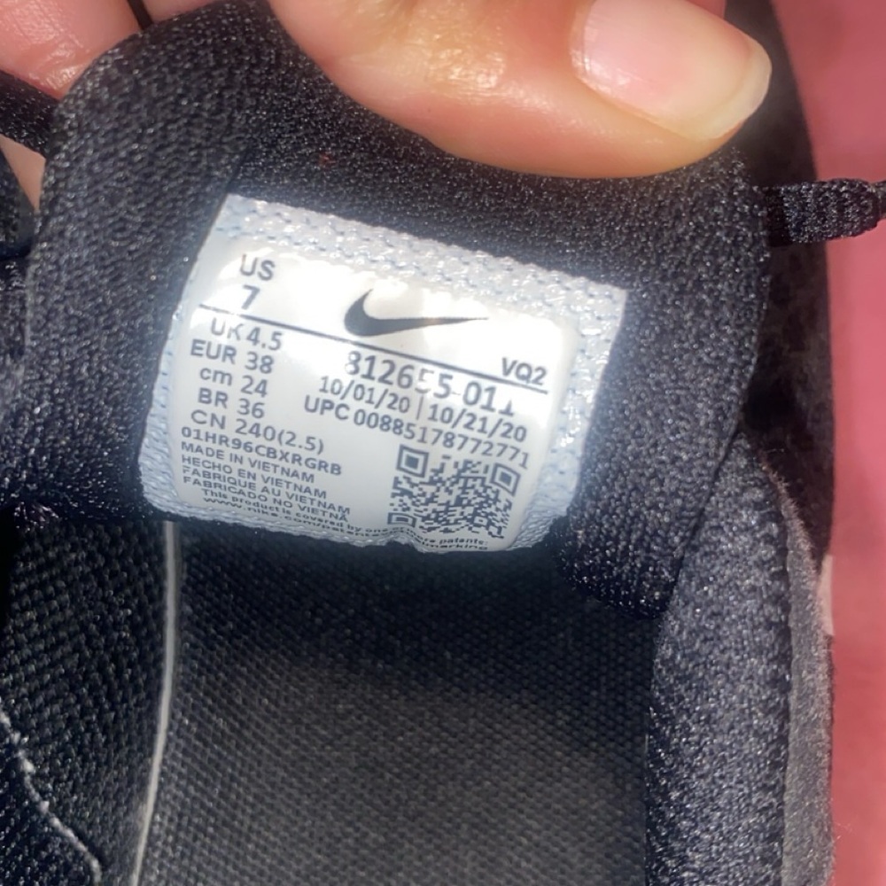 Nike women sneaker